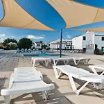 Apartamentos Sa Caleta *