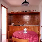 Apartamentos Sa Caleta Apartmán *