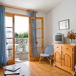 Apartamentos Sa Caleta * Sa Caleta
